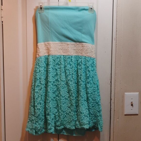Rue21 Turquoise and Cream Lace Midi Dress - Picture 1 of 6